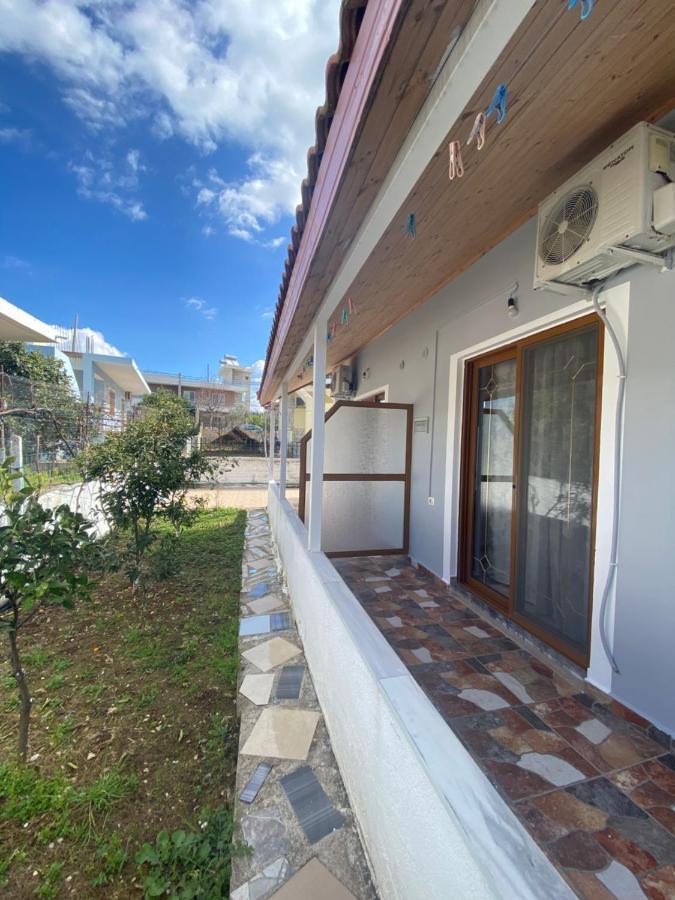 Eraldo Brahimi Apartaments Ksamil Exterior foto